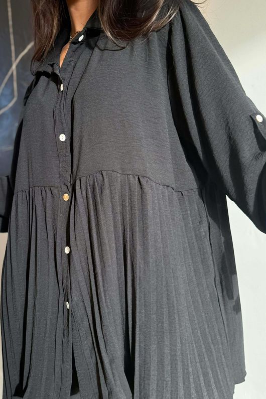 Suki Pleat Smock Blouse Black